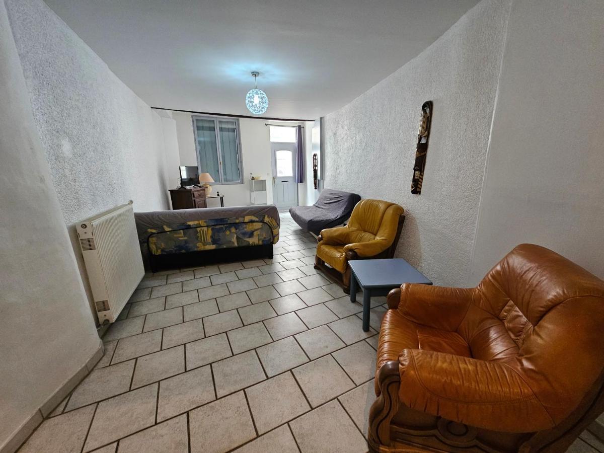 Gite Chez Effat Saint-Aignan  Buitenkant foto