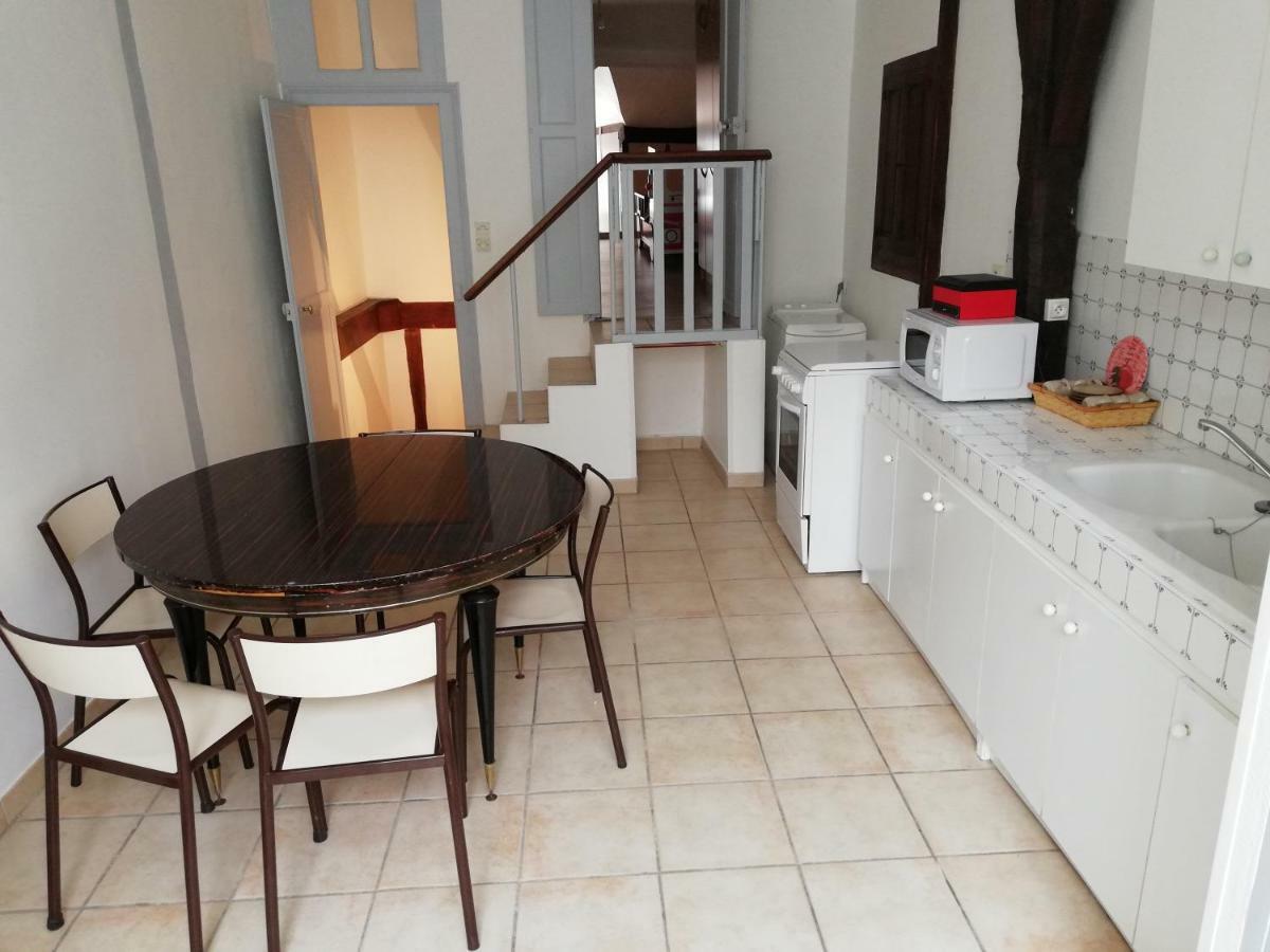 Gite Chez Effat Saint-Aignan  Buitenkant foto